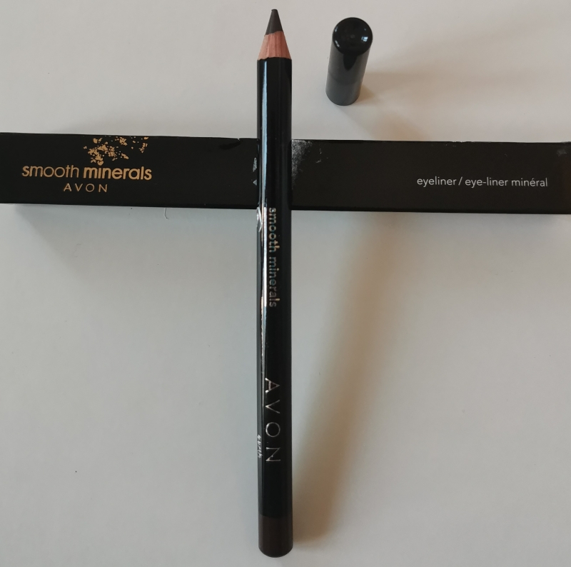 AVON SMOOTH MINERALS Augenkonturenstift / EARTH